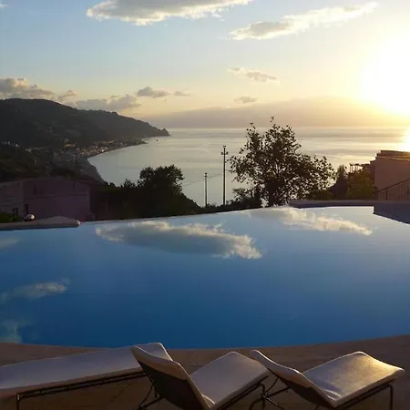 Casa Di Milena By Holidays Apartamento